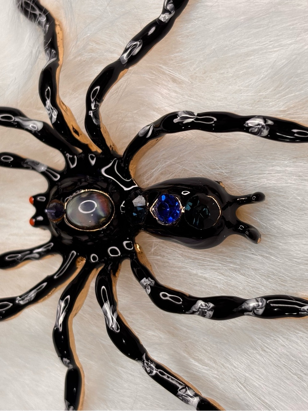Large Black Spider Brooch – Blue Crystal & Iridescent Jeweled Statement Pin - Picture 2 of 4